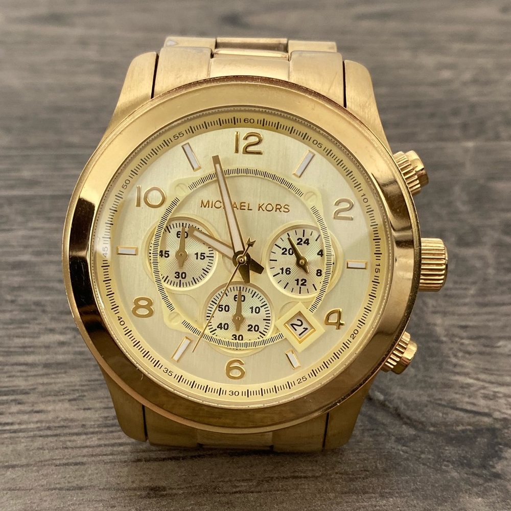 Michael Kors Oversized Runway Gold-tone Watch